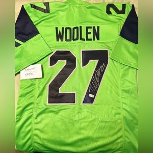 Tyreeq Woolen (Seattle Seahawks) Autographed Jersey w/ TriStar coa